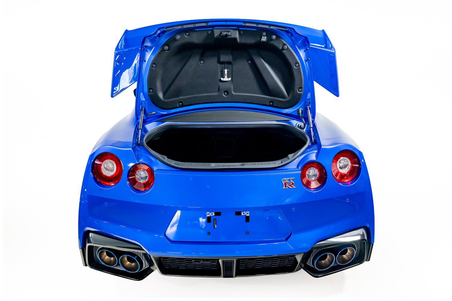 Used 2024 Nissan GT-R w/ Floor Mat Package AWD/4WD image 41