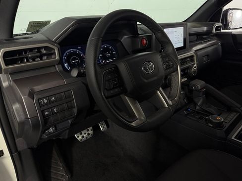 Used 2026 Toyota Tacoma TRD Sport AWD/4WD image 19