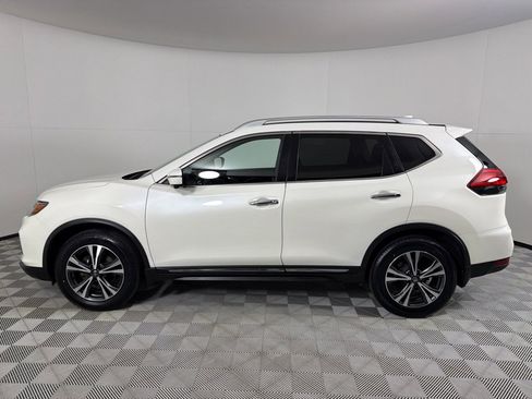 Used 2017 Nissan Rogue SL image 8