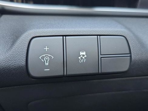 New 2026 Hyundai Elantra Limited FWD image 26