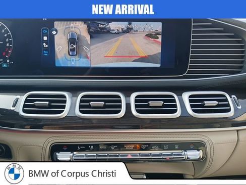 Used 2025 Mercedes-Benz GLE 450e 4MATIC image 24