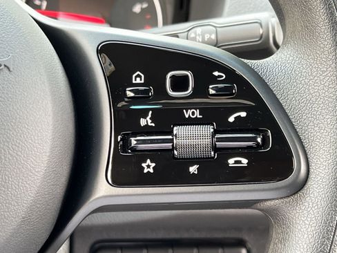 Used 2024 Mercedes-Benz Sprinter 2500 image 30