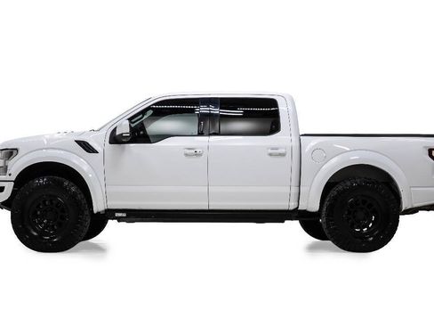 Used 2017 Ford F150 Raptor w/ Equipment Group 802A Luxury AWD/4WD image 6