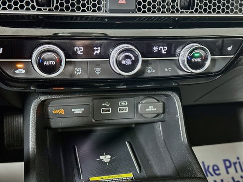 Used 2023 Honda Civic Touring image 16