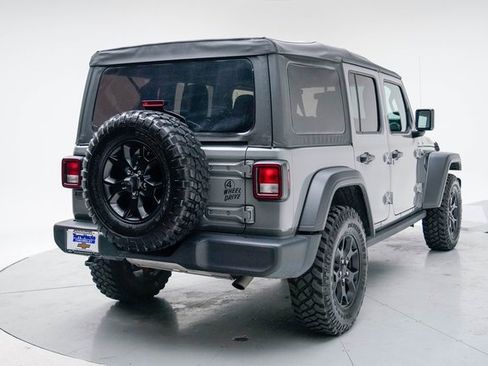 Used 2023 Jeep Wrangler Willys image 7