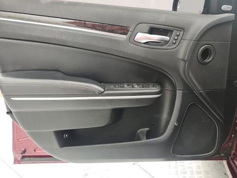 Used 2022 Chrysler 300 Touring L w/ Popular Equipment Group image 11