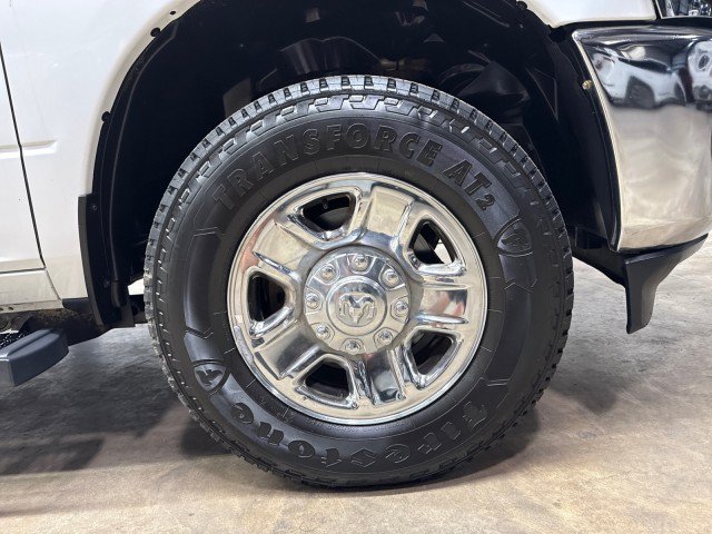 Used 2022 RAM 2500 Tradesman w/ Chrome Appearance Group AWD/4WD image 40