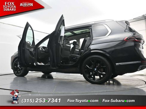 Used 2024 BMW X7 xDrive40i w/ Executive Package AWD/4WD image 37