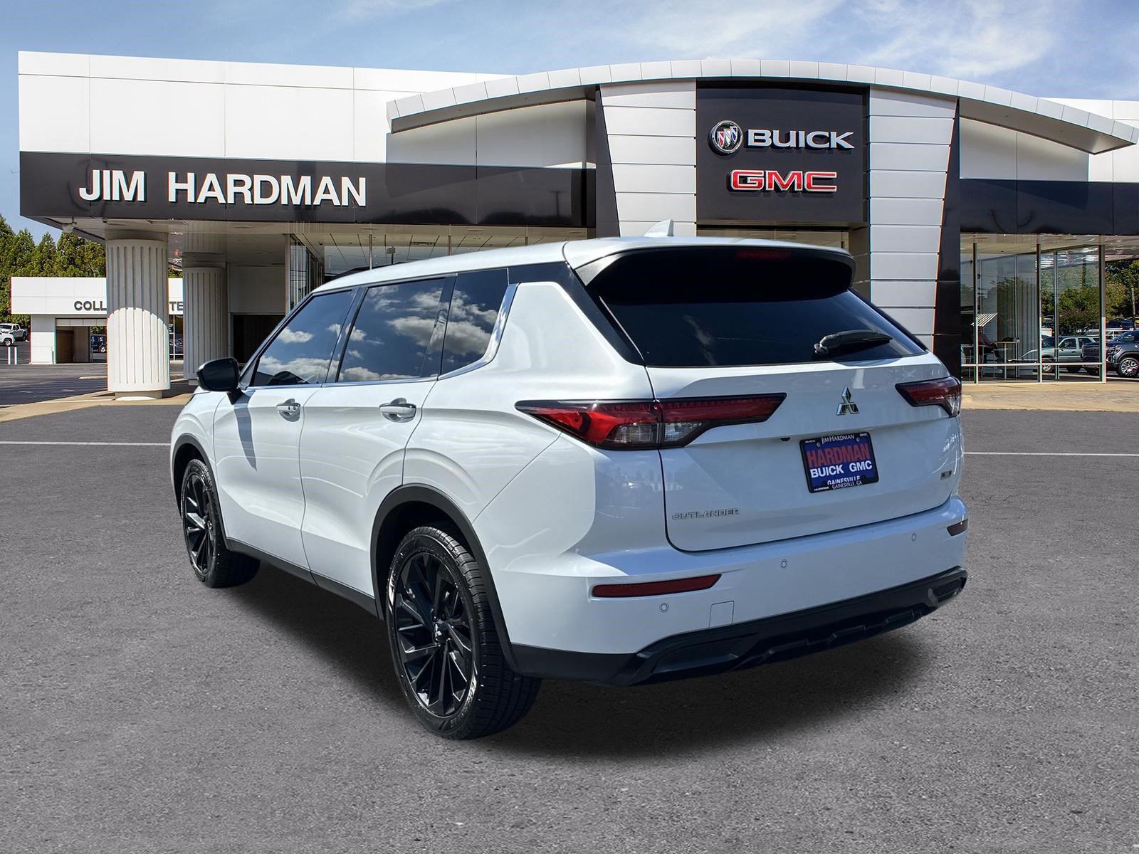 Used 2023 Mitsubishi Outlander SE FWD image 5
