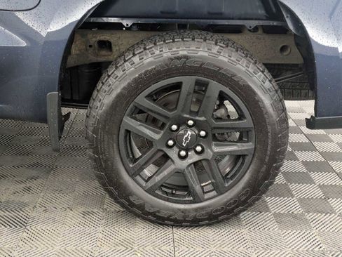 Used 2022 Chevrolet Silverado 1500 Custom image 16
