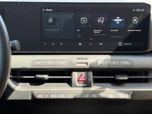 Used 2025 Kia K4 FWD image 21