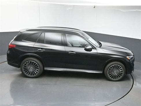 Used 2026 Mercedes-Benz GLC 300 GLC 300 image 50