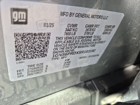 Used 2025 Chevrolet Tahoe Z71 AWD/4WD image 34