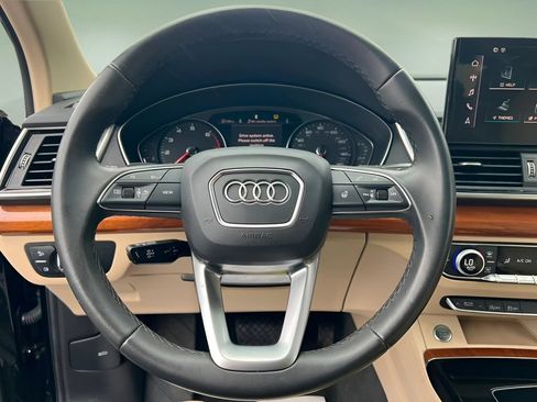 Used 2023 Audi Q5 2.0T Premium w/ Convenience Package AWD/4WD image 22