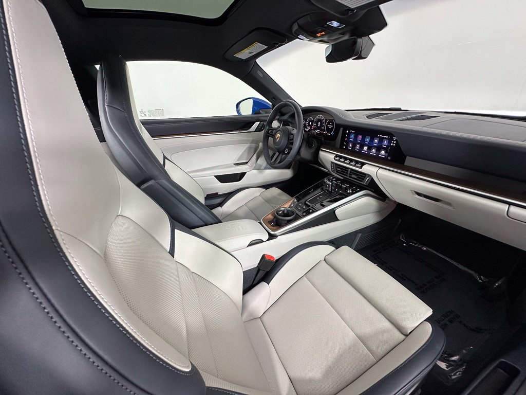 Certified 2026 Porsche 911 Carrera 4S AWD/4WD image 38