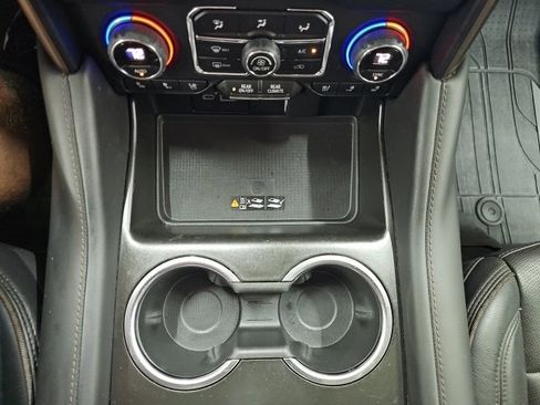 Used 2023 Chevrolet Tahoe High Country image 28