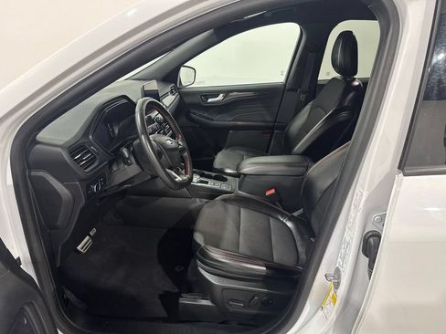 Used 2023 Ford Escape ST-Line AWD/4WD image 16