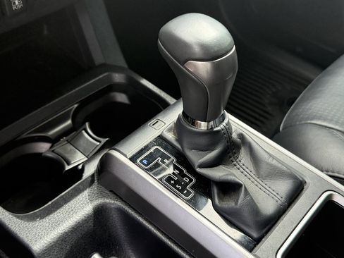 Used 2023 Toyota Tacoma Limited AWD/4WD image 13