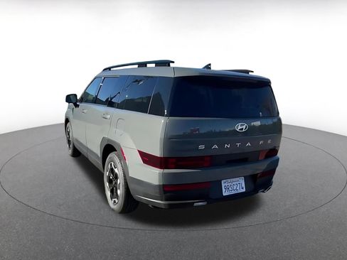 Used 2025 Hyundai Santa Fe SEL FWD image 11
