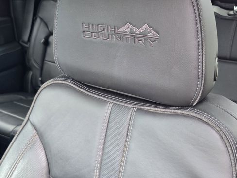 Used 2023 Chevrolet Silverado 3500 High Country w/ Technology Package image 16