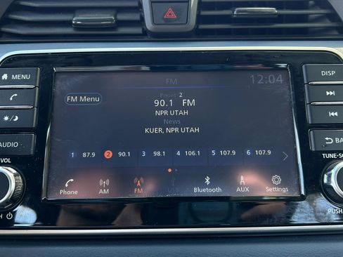 Used 2024 Nissan Versa SV w/ Trunk Package FWD image 21
