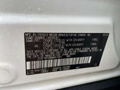 Used 2024 Toyota RAV4 LE image 32