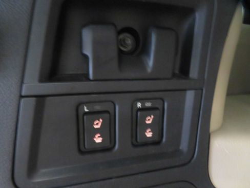 Used 2018 Toyota Sequoia Limited w/ Safety & Convenience Package AWD/4WD image 58