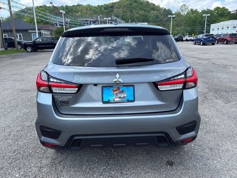 Used 2025 Mitsubishi Outlander Sport ES AWD/4WD image 4
