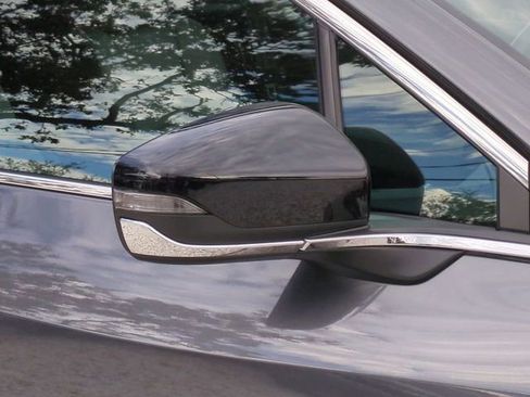 Used 2025 Subaru Outback Limited image 11