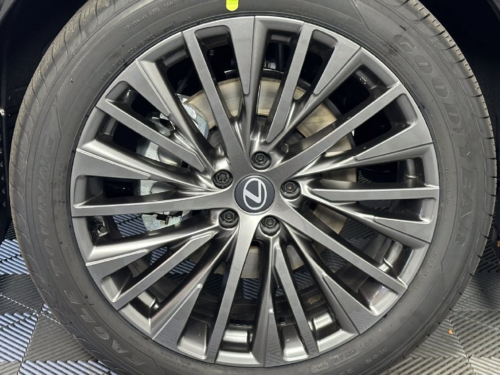 New 2026 Lexus RX 350 w/ Convenience Package AWD/4WD image 14