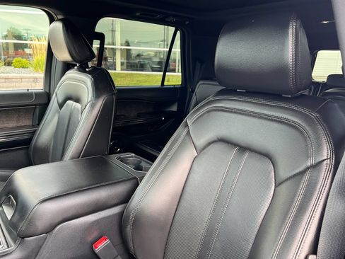 Used 2021 Ford Expedition Max Limited AWD/4WD image 10