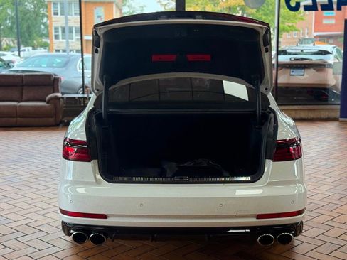 Used 2023 Audi S8 w/ S8 Comfort Plus Package image 28