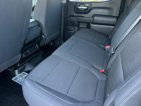 Used 2020 Chevrolet Silverado 1500 Custom Trail Boss w/ Custom Convenience Package image 12