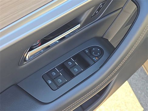 New 2025 MAZDA CX-70 Plug-In Hybrid w/ Premium Pkg image 21