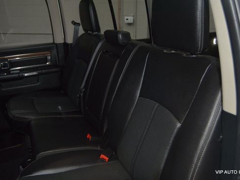 Used 2018 RAM 1500 Laramie w/ Convenience Group AWD/4WD image 22