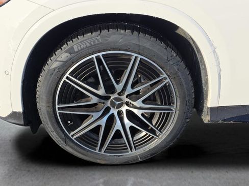 Used 2025 Mercedes-Benz GLC 43 AMG 4MATIC image 16