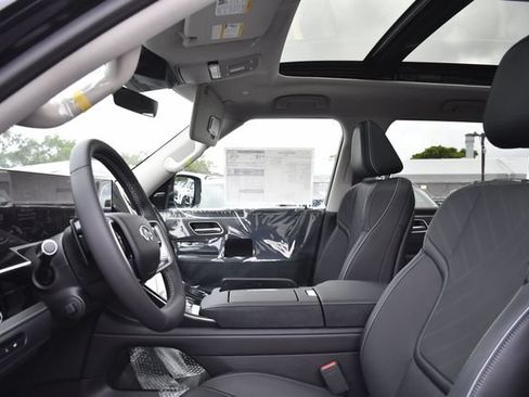 New 2026 INFINITI QX80 Luxe w/ Cargo Package RWD image 24