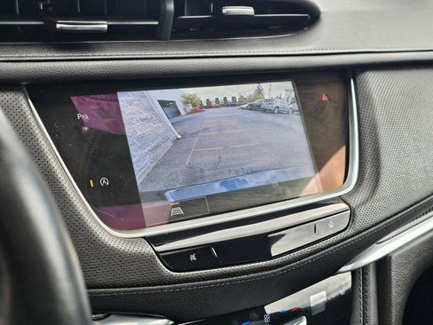 Used 2022 Cadillac XT5 Sportv image 36