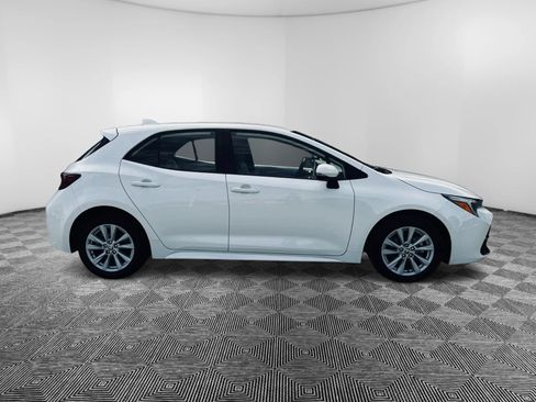 Used 2024 Toyota Corolla SE FWD image 5