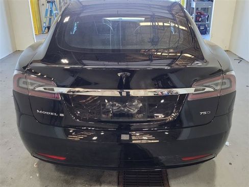Used 2018 Tesla Model S 75D AWD/4WD image 2