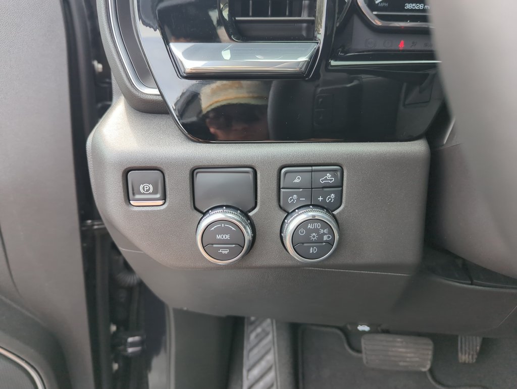 Used 2024 GMC Sierra 1500 SLT RWD image 19