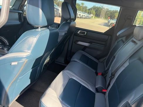 Used 2023 Ford Bronco Outer Banks w/ Sasquatch Package AWD/4WD image 10