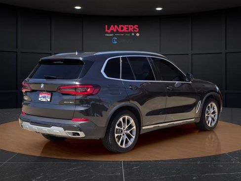 Used 2023 BMW X5 xDrive40i w/ Premium Package AWD/4WD image 4