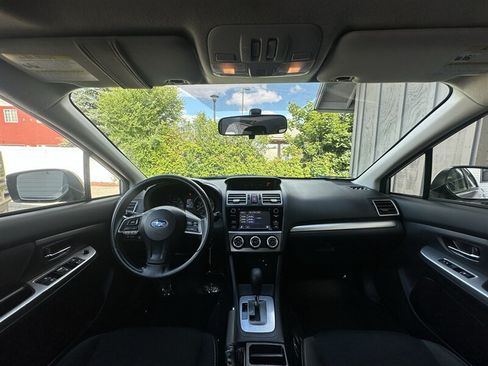 Used 2015 Subaru Crosstrek 2.0i Premium w/ Moonroof Package AWD/4WD image 13