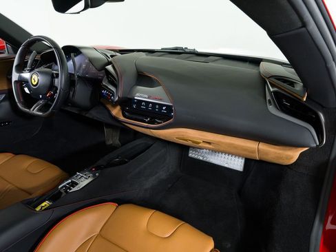 Used 2022 Ferrari SF90 Stradale image 33