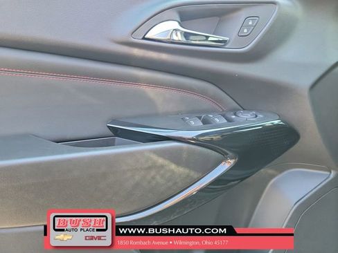 New 2026 Chevrolet Trax RS w/ Sunroof Package FWD image 20