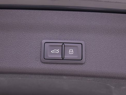 Certified 2023 Audi A6 3.0T allroad Premium Plus w/ Executive Package AWD/4WD image 22