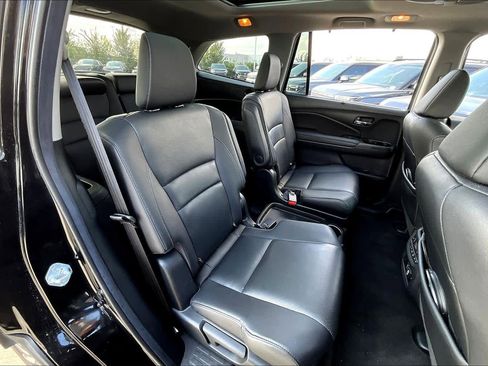 Used 2022 Honda Pilot Elite image 38