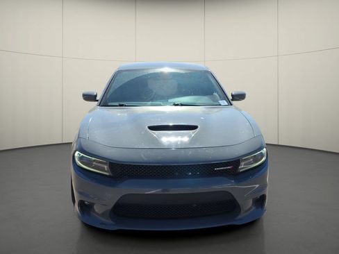 Used 2019 Dodge Charger GT RWD image 2