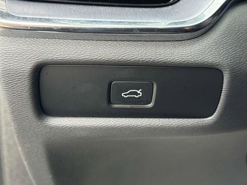 Used 2024 Volvo S60 B5 Core w/ Climate Package image 30